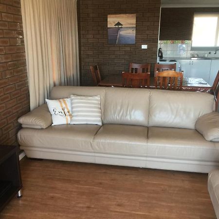 גרלדטון Intown Apartments מראה חיצוני תמונה