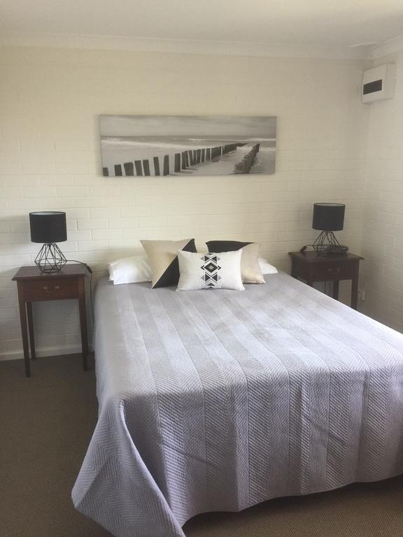 גרלדטון Intown Apartments מראה חיצוני תמונה