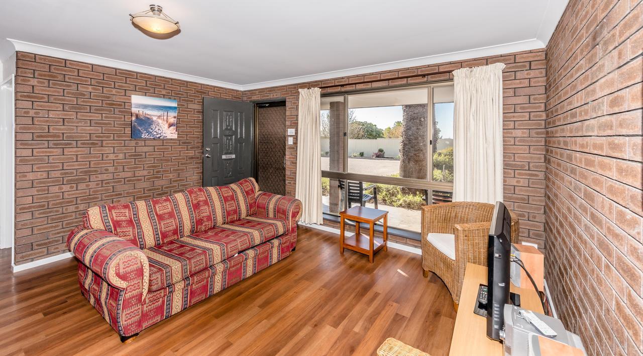 גרלדטון Intown Apartments מראה חיצוני תמונה