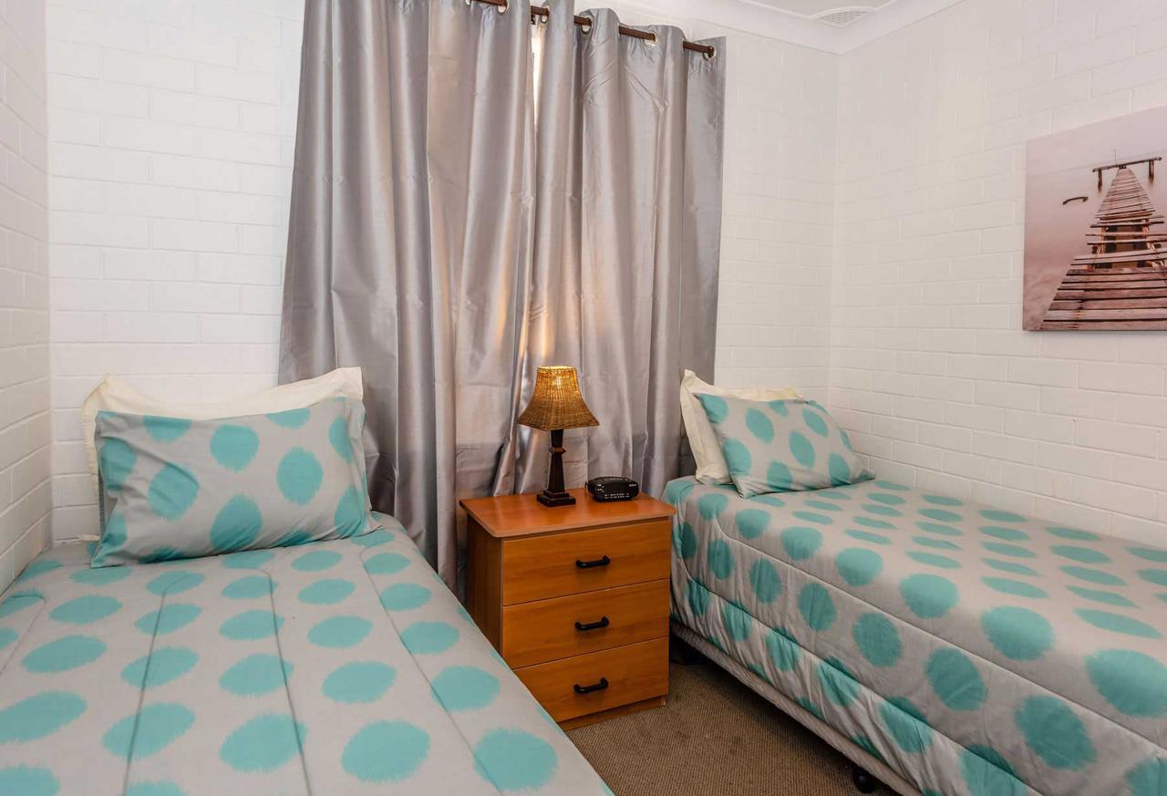 גרלדטון Intown Apartments מראה חיצוני תמונה