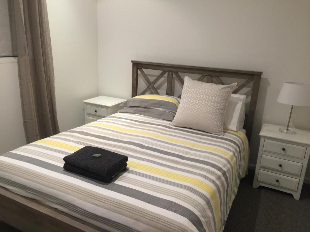 גרלדטון Intown Apartments מראה חיצוני תמונה